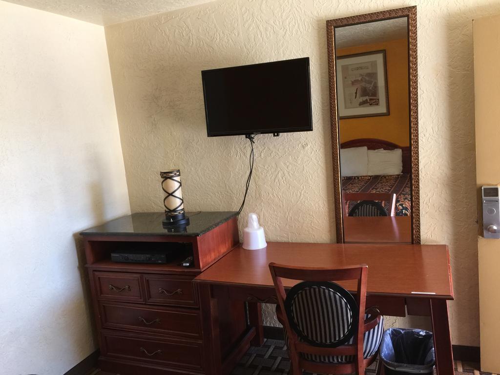 فارمنغتون، كونيتيكت Encore Motel المظهر الخارجي الصورة